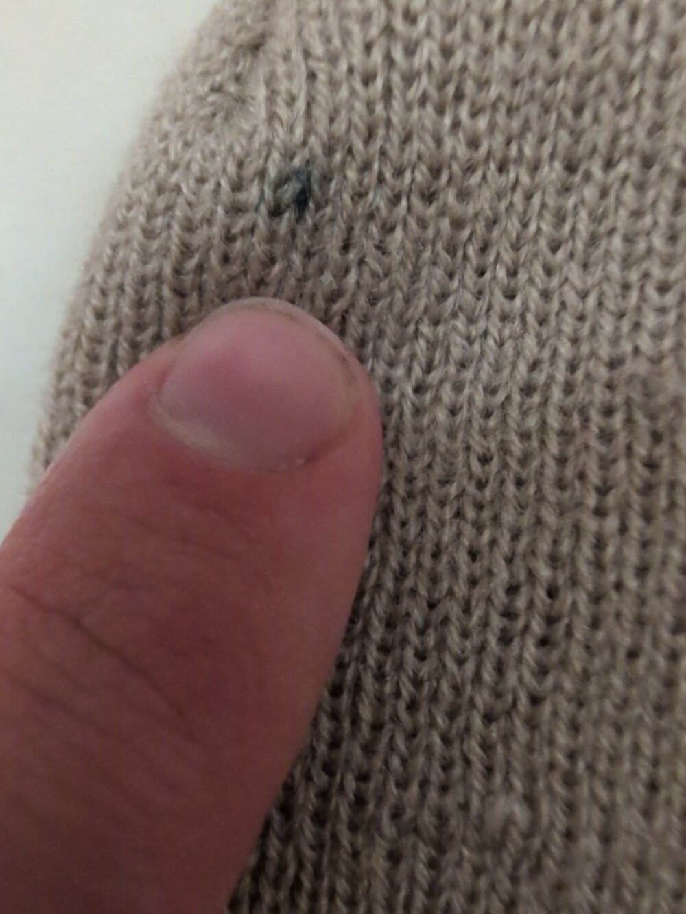 Realtree Hat Unisex One Size Beige Beanie Leather Logo Hunting Fishing Outdoors - Picture 4 of 4